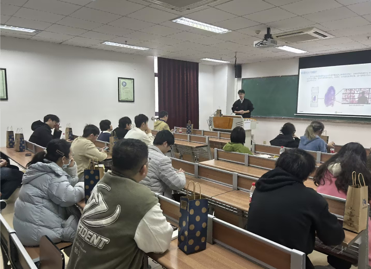 达科为数智病理整体解决方案走进厦门大学，助力科研创新